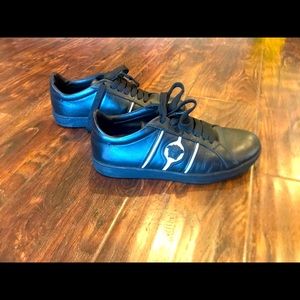 Versace men Medusa black and white sneakers